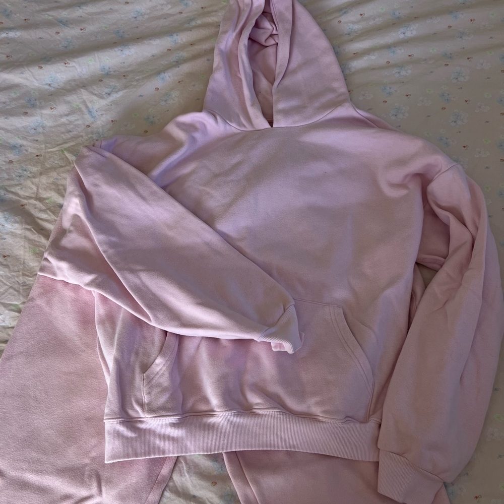 SKIMS matching set